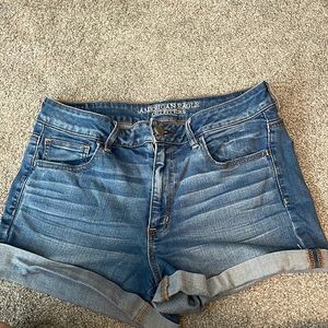 American Eagle outfitters super stretch high-rise shortage Jean shorts
